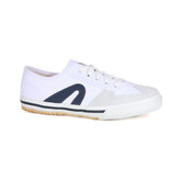 Sneakers used in Capoeira rodas - Rainha